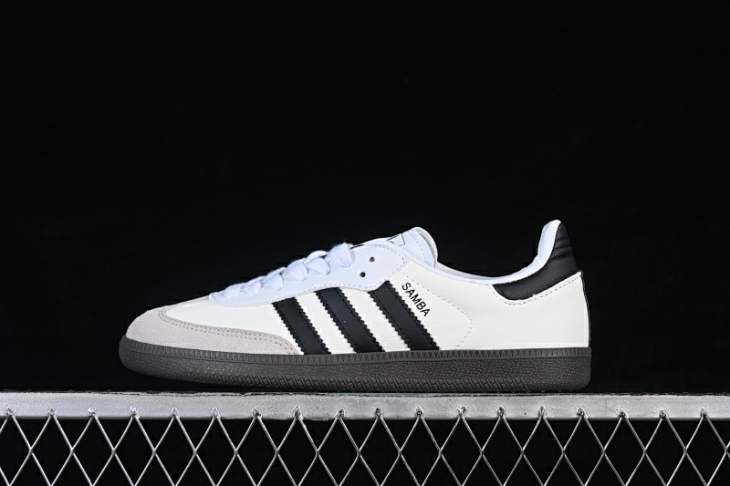 Picture of Adidas Samba _SKUfw22202783379730606fw